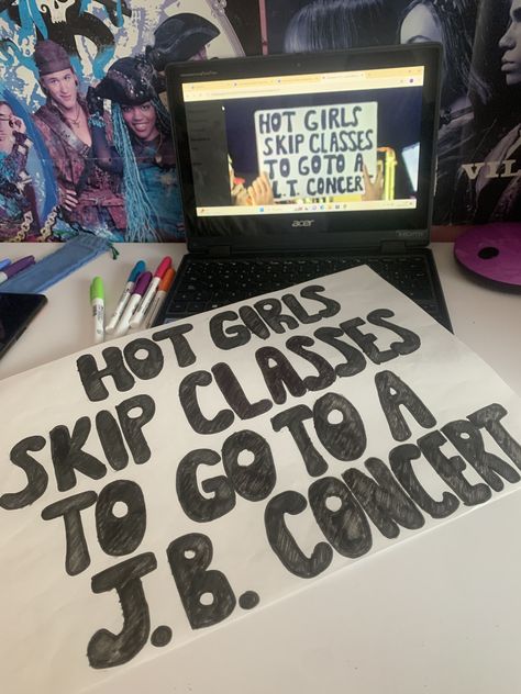 Kpop Concert Signs Ideas, Fan Posters For Concerts Diy, Sign Ideas For Concerts, Kpop Concert Poster Ideas, Concert Banner Ideas, Signs For Concerts, Concert Signs Ideas, Concert Posters Ideas Fan, Concert Sign Ideas