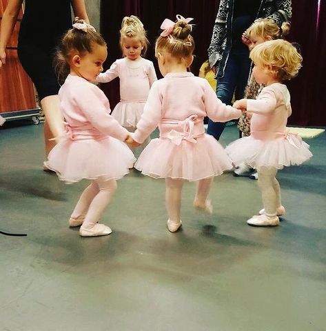 Childhood Ballet Aesthetic, Kids Dancers Aesthetic, Dance Mom Life, Dance Mom Aesthetic, Ballet Teacher Aesthetic, Ballet Baby Girl, Dance Teacher Aesthetic, Kids Dancers, Ballet For Kids