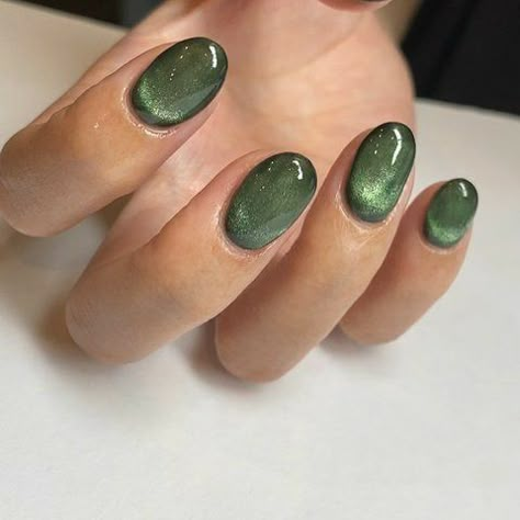 Aurora Nails, Green Nail Polish, Eye Nails, Work Nails, Green Nail, Pretty Gel Nails, Cat Eye Nails, Kawaii Nails, Nail Jewelry