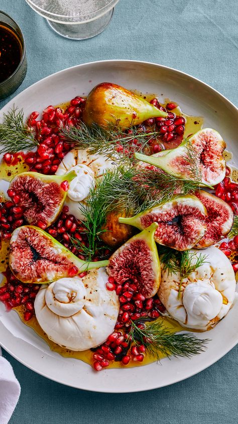 Burrata Recipes, Burrata Recipe, Christmas Salad Recipes, Fig Salad, Specialty Food Store, Burrata Salad, Christmas Salads, Kitchen Goals, Fig Recipes