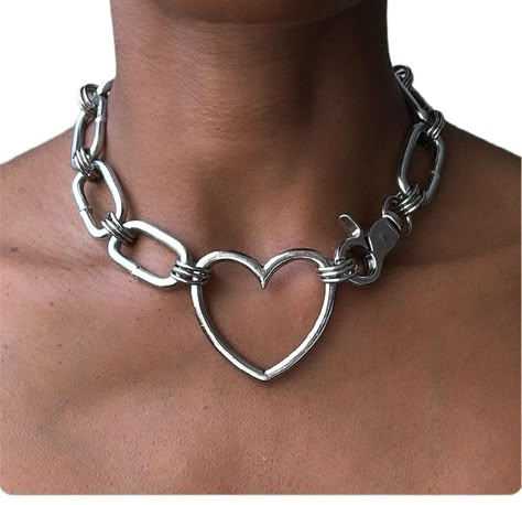 Chunky Metal Jewelry, Ropa Upcycling, Gothic Jewellery, Fest Outfits, Heart Choker, Statement Choker Necklace, Statement Choker, Large Heart, Classy Jewelry