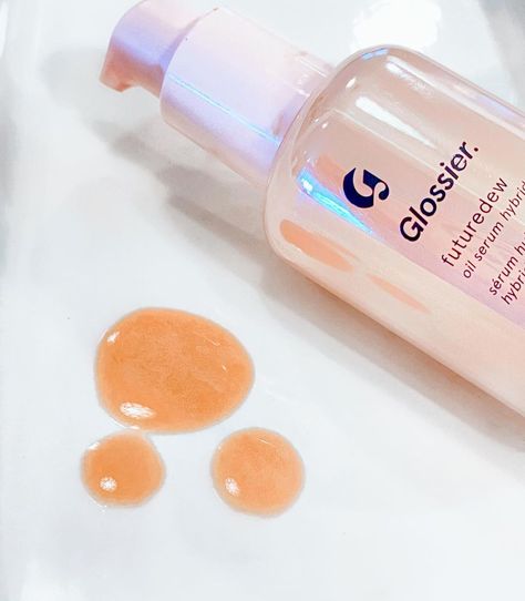 Future Dew Glossier, Glossier Future Dew, Future Dew, Glossier Foundation, Im Bored, Birthday Wishes, Healthy Food, Serum, Foundation