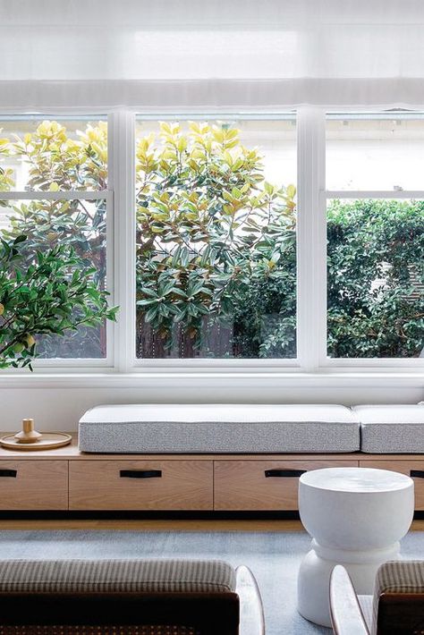 Window bench seat