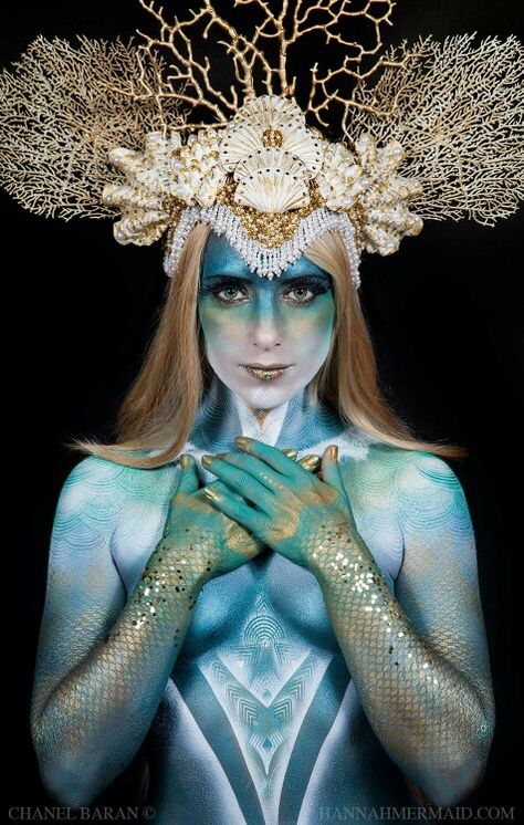 Mermaid body paint                                                                                                                                                                                 More Merman Costume, Fantasy Make-up, Mermaid Parade, Mermaid Crown, Mermaids And Mermen, Mermaid Makeup, Sea Witch, Mermaid Costume, Wow Art