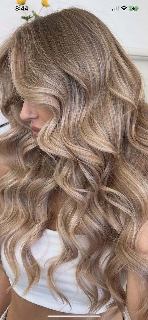 Soft Brown Hair With Dimension, Irish Blonde Hair, Natural Hair Color Ideas For Blondes, Easy Maintenance Hair Color Blondes, Dark Blonde With Dimension, Mousey Brown Hair With Blonde Highlights, Modern Blonde Hair Color, Brass Blonde Hair, Vanilla Balayage Brunette