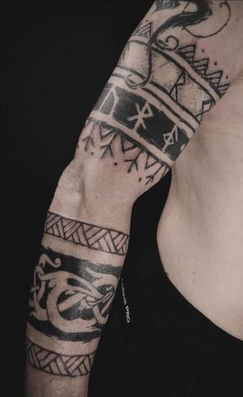 Viking Pattern Tattoo, Norse Tattoo Designs, Norse Sleeve, Ritual Tattoo, Viking Tattoos For Men, Celtic Sleeve Tattoos, Viking Tattoo Sleeve, Celtic Knot Tattoo, Viking Pattern