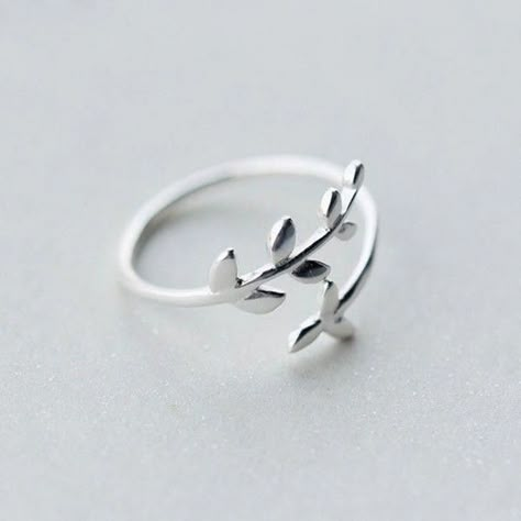 Teen Accessories, Stile Harry Potter, Earring Accessories, Simple Tree, Ring Accessories, Retro Accessories, Silver Jewellery Sets, Cute Accessories, Tree Leaves