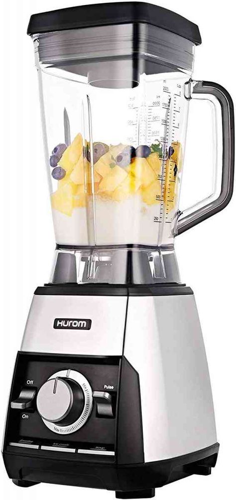 20 Best Blenders For Smoothies | YourTango Smoothie Blender Aesthetic, Hurom Juicer, Best Smoothie Blender, Crossant Recipes, Best Blender, Making Smoothies, Nutrient Packed Smoothies, Aesthetic Foods, Best Smoothie