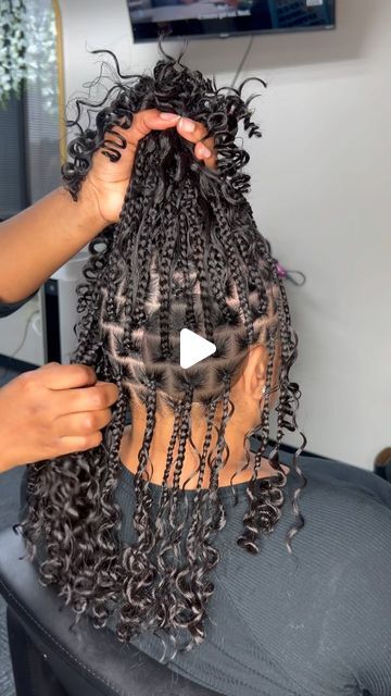 Lovelyn Etumuse on Instagram: "The bob Braids, you didn’t know you needed 🥰❤️‍🔥. . . . .  #houstonbraiders #houstonbraids #naturalhair #houstonbraider #hairgoals #hairstylist #houstonbraidsstylist #protectivestyles #houstonhair #braids #houstonboxbraids #houstonboxbraids #fashion #blackgirlmagic #houston #hairdresser #love #fulanibraids #feedinsbraids #boxbraids #knotlessbraids #explorepage #hairoftheday #beauty #reels   Would you Rick these or pass??" Afro Twist Braid Hairstyles, Plaits Hairstyles Black, Short Box Braids Bob, Mohawk Braid Styles, Bob Box Braids Styles, Single Braids Hairstyles, Short Bob Braids, Curly Braided Hairstyles, Afro Twist Braid