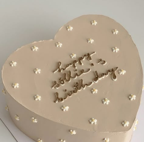 Birthday Cake Aesthetic Beige, Tan Cake Ideas, Birthday Beige Aesthetic, Beige Bento Cake, Neutral Heart Cake, Beige Heart Cake, Brown Heart Cake, Beige Cake Aesthetic, Nude Color Cake