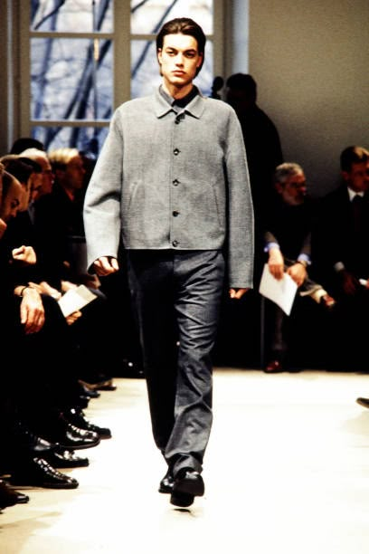 Noir Romance, Jil Sander 90s, Jil Sander Menswear, 2000s Runway, Prada Menswear, Industrial Clothing, 90s Minimalism, Jil Sanders, Kids In Love