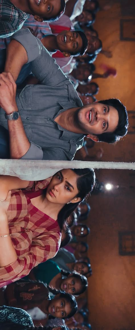 Dulquer And Mrunal, Sitaramam Movie Hd Pictures, Sita Raman, Sita Ramam, Vintage Bollywood Aesthetic, Famous Indian Actors, Famous Movie Scenes, Cute Movie Scenes, Mrunal Thakur