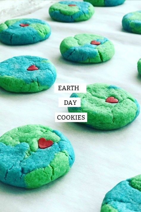 Earth Day Cookies, Earth Day Ideas, Earth Day Projects, Baked Dessert, Earth Day Crafts, Earth Day Activities, Fundraising Ideas, Shaped Cookie, Bake Sale