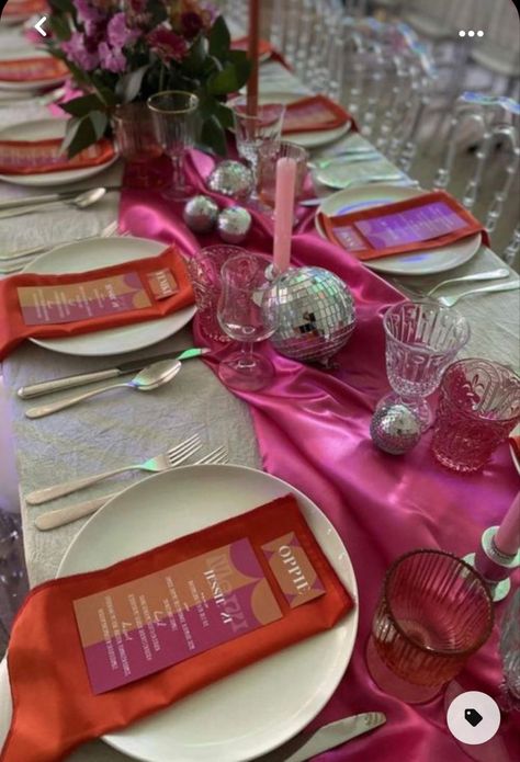 Diner Party, Disco Birthday Party, Fest Temaer, Tafel Decor, Disco Theme, Birthday Dinner Party, 18th Birthday Party, Dinner Themes, 30th Birthday Parties