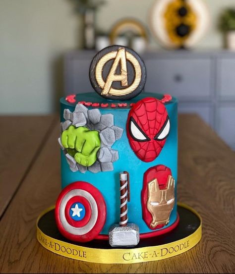 Avengers Cake Design, Avengers Themed Cakes, Avengers Theme Birthday, Marvel Birthday Cake, Super Hero Design, Spiderman Birthday Cake, Marvel Birthday, Marvel Birthday Party, Hulk Birthday