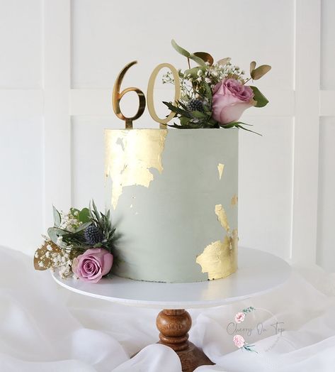 Gold 60th Birthday Cake, 60th Birthday Cake For Mom, Birthday Cake For Women Elegant, Glamorous Wedding Cakes, 50th Anniversary Cakes, 60th Birthday Cake, Birthday Cake For Mom, 70th Birthday Cake, 80 Birthday Cake