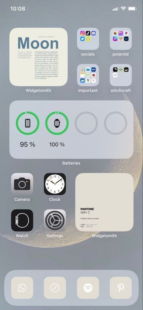 Iphone Wallpaper Inspo Widgets, Moon Homescreen Wallpaper, Wallpaper Iphone Ios 16 Ideas Homescreen, Iphone Homescreen Ideas Minimalist, Iphone Homescreen Minimalist, Minimalist Iphone Layout Beige, Homescreen Wallpaper Stars, Phone Organization Minimalist, Apple Widgets Aesthetic