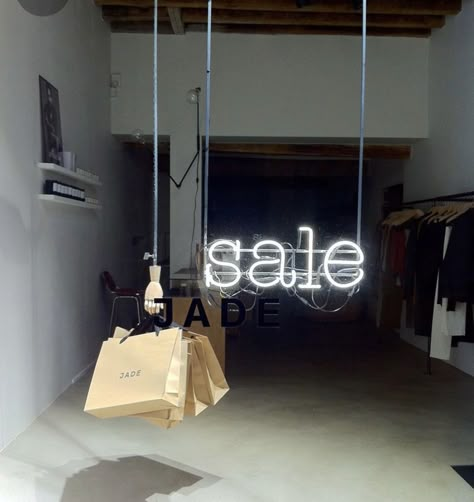 Sale Window Display Ideas, Retail Window Design, Bags Display Ideas, Retail Window Display Ideas, Sale Window Display, Resale Shop Ideas, Sale Display Ideas, Retail Window Display, Fashion Window Display