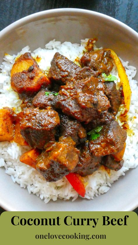 Coconut Curry Beef Thai Beef Recipes Coconut Milk, Jamaican Beef Curry Recipe, Curry Beef Recipes Jamaican, Jamaican Curry Beef, Curry Beef Recipes, Coconut Beef Curry, Beef Recepies, Banana Fritters Recipe, Healthy Proteins