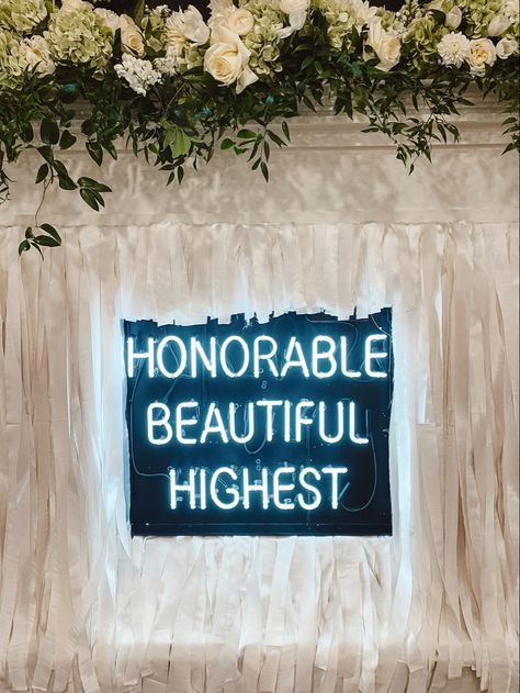 Preference Round Decor, Recruitment Rooms Decorations, Sorority Preference Night Decorations, Pref Round Decorations, Sorority Formal Decor, Sorority Recruitment Backdrops, Preference Round Decorations Sorority, Sorority Rush Decorations, Chapter Room Decorations Sorority