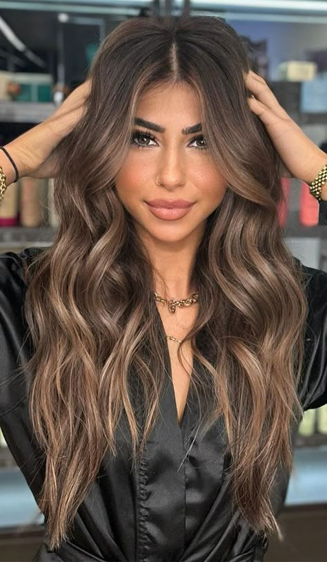 Caramel Beige Balayage, Beige Balayage, Baylage Hair, Rambut Brunette, Black Hair Balayage, Brown Hair Looks, Bronde Balayage, Brown Hair Inspo, Brunette Hair With Highlights