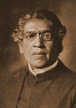 Dr Jagadish Chandra Bose (1858 - 1937) - Find A Grave Photos Indian Scientists Photos, Jagdish Chandra Bose, Jagadish Chandra Bose, Salim Ali, Physics Scientists, C V Raman, Happy Teacher Day, National Leaders, National Science Day