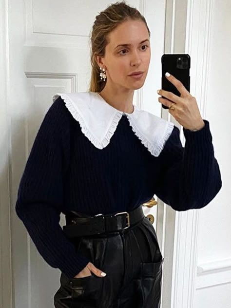 Collar Blouse Outfit, School Blouse, Shirts For Women Stylish, Collar Outfits, Women Work Blouse, Pretty Cardigans, Big Collar, Big Fashion, Blouse Outfit