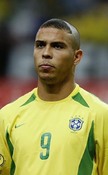 Ronaldo 2002 World Cup, Ronaldo 9 Brazil, R9 Ronaldo, Brazilian Ronaldo, Ronaldinho Skills, Ronaldo Brazil, Ronaldo R9, Neymar Vs, Ronaldo 9