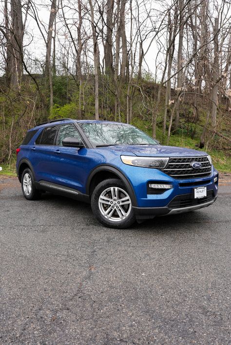 Unleash the explorer within with this 2021 Ford Explorer XLT, every drive is a seamless blend of capability, comfort, and confidence! 😎 (Stock#FEU5138A)

#HealeyBrothers #HudsonValley #HVNY #poughkeepsieny #orangecountyny #sussexcountynj #essexcountynj #bergencountynj #ford #fordcars #fordexplorer #explorer #xlt #suv 2021 Ford Explorer, Chevrolet Dealership, New Hampton, Ford Explorer Xlt, Poughkeepsie Ny, Hudson Valley Ny, Chrysler Dodge Jeep, Car Auctions, Ford Explorer