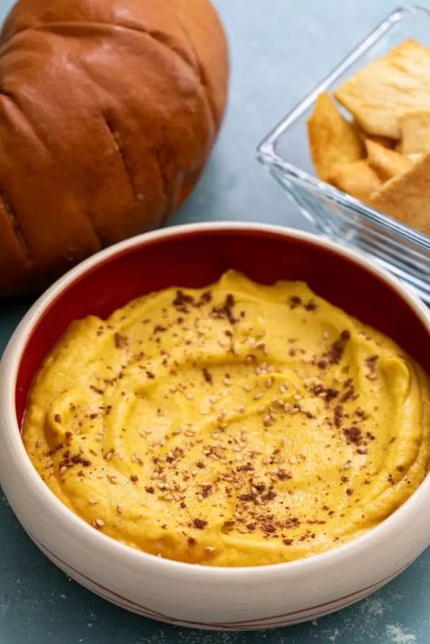 Pumpkin Dip Recipe, Puree Recipes, Dip Vegan, Savory Pumpkin, Pumpkin Dip, Bagel Chips, Savory Vegan, Roast Pumpkin, Vegan Pumpkin