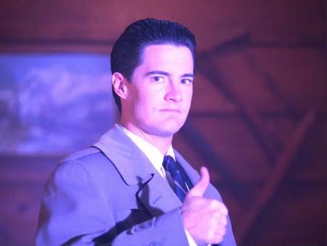 Agent Cooper Twin Peaks, Twin Peaks Dale Cooper, Twin Peaks Agent Cooper, Dale Cooper Twin Peaks, Mystery Tv Series, Cowboy Sheriff, The Black Lodge, Twin Peaks Art, Agent Dale Cooper