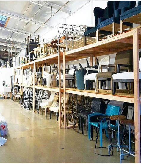 Warehouse goals Warehouse Design Storage, Warehouse Storage Ideas, Staging Warehouse, Event Rentals Showroom, Apocalypse Supplies, Green Shed, Furniture Store Display, Warehouse Organization, Business Warehouse