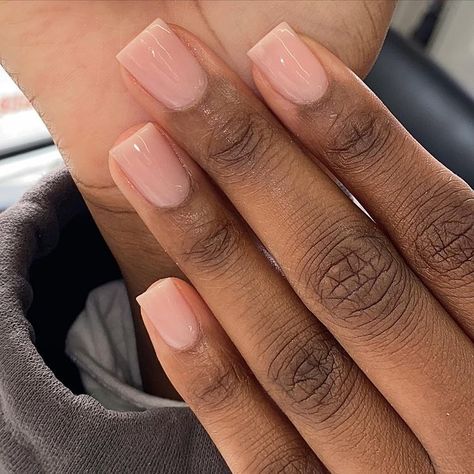 In love with this natural overlay, so cute 😍 Swipe to see clients nails before application and after!… Nail Art Design 2023, Feminine Nails, Power Nails, Natural Nails Manicure, Overlay Nails, Milky Nails, Gel Overlay, Simple Acrylic Nails, Work Nails