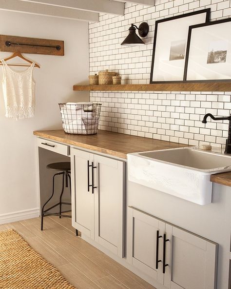 Love this laundry room, the backsplash the farmhouse sink and the floating shelf Basement Laundry Room, Dream Laundry Room, Laundry Room Renovation, Laundry Design, Farmhouse Laundry Room, Laundry Room Cabinets, Laundry Room Remodel, Laundry Room Inspiration, Laundry Room Storage