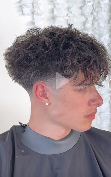 Drop Fade Haircut Straight Hair, Sam Zia Haircut 360, Textured Blowout Taper, Textured Fringe Blowout Taper, Mid Taper Fade Haircut Straight Hair Boy, Blowout Taper Textured Fringe, Sam Zia Haircut, Blowout Taper Fringe, Wavy Hair Fade