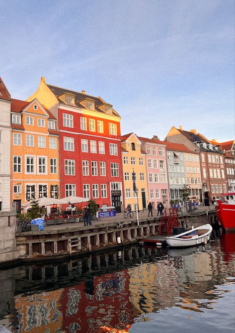 Denmark Aesthetic, Copenhagen Aesthetic, Visit Denmark, Copenhagen Travel, Colorful Buildings, Canal Boats, Denmark Travel, Dream Travel Destinations, Foreign Exchange