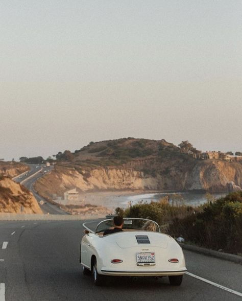 Ali Primrose Wedding, Laguna Beach Wedding Car, JenaVieve Belair Photography Comer See, Car Poses, Beach Cars, Vintage Porsche, Getaway Car, Classy Cars, Pretty Cars, Car Ride, Retro Cars