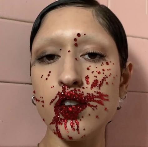 Blood Makeup, Gem Makeup, There Will Be Blood, Rhinestone Makeup, Red Makeup, Edgy Makeup, Fantasias Halloween, Make Up Inspo, Halloween Make Up