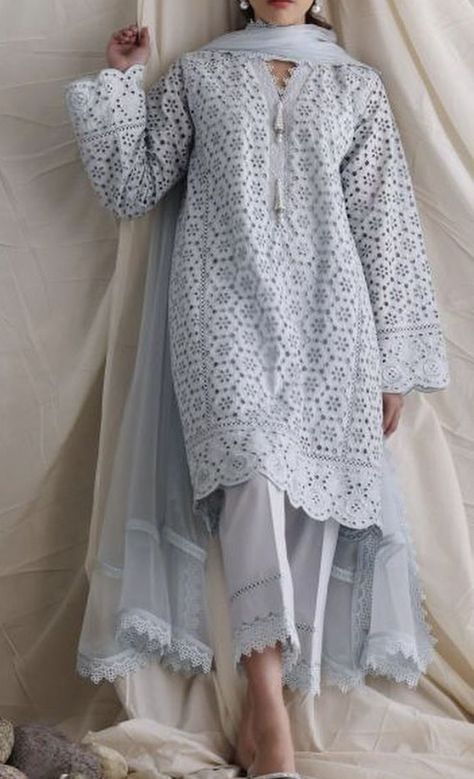 Dress Outfits Winter, Dress Outfits Fall, Lace Suit, Lace Dress Design, Latest Dress Design, Trendy Shirt Designs, Casual Indian Fashion, Aesthetic Dress, Pakistani Fashion Casual