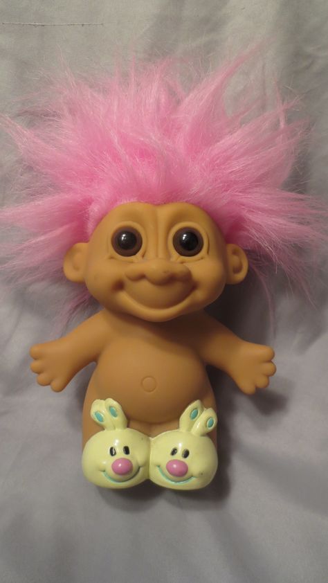 Troll Aesthetic, Trolls Toys, Troll Dolls Vintage, Childhood Memories 2000, Troll Doll, Nostalgic Toys, Angel Doll, Hello Kitty Iphone Wallpaper, Troll Dolls