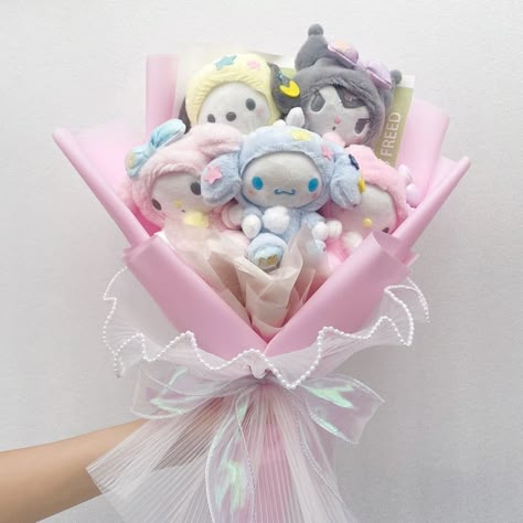 Sanrio Plush Bouquet, Cinnamoroll Bouquet, Valentine Sanrio, My Melody Toy, Sanrio Gifts, Plush Bouquet, Doll Bouquet, Cute My Melody, Valentine Cartoon