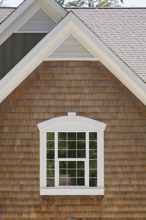 Shake Siding House, Cedar Shake Siding Colors, Cedar House Siding, Vinyl Shingle Siding, Vinyl Cedar Shake Siding, House Siding Options, Exterior Front Door Colors, Craftsman Home Exterior, Siding Choices