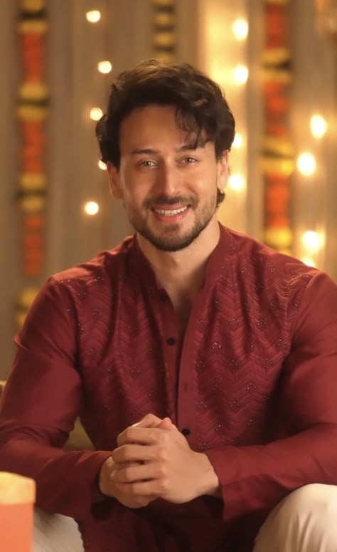 Jackie Shroff, Bollywood Men, Home Bar Rooms, Tiger Shroff, Wedding Dresses For Girls, Indian Film, Indian Bollywood, 15 Dresses, Pretty Wallpapers