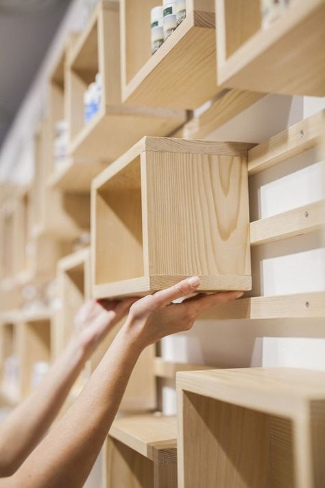 25+ Smart Adjustable Shelving Ideas - The Architects Diary Minimalist Dekor, Diary Diy, Zagreb Croatia, Diy Storage Cabinets, Popular Woodworking, Retail Design Blog, Diy Storage Furniture, Wall Storage, Diy Outdoor Furniture