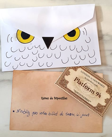 Harry Potter Theme Birthday Party, Carte Harry Potter, Harry Potter Invitations, Harry Potter Theme Birthday, Harry Potter Birthday Cake, Bricolage Halloween, Harry Potte, Harry Potter Theme Party, Anniversaire Harry Potter