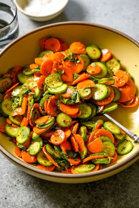 Carrot and Cucumber Salad Recipe Everyday Salad Ideas, Healthy Carrot Salad Recipes, Non Leafy Salad Recipe, Carrot And Cucumber Salad, Raw Fruits And Vegetables Diet, What To Do With Carrots, Cheap Salads, Carribean Salad, Carrot Pineapple Salad