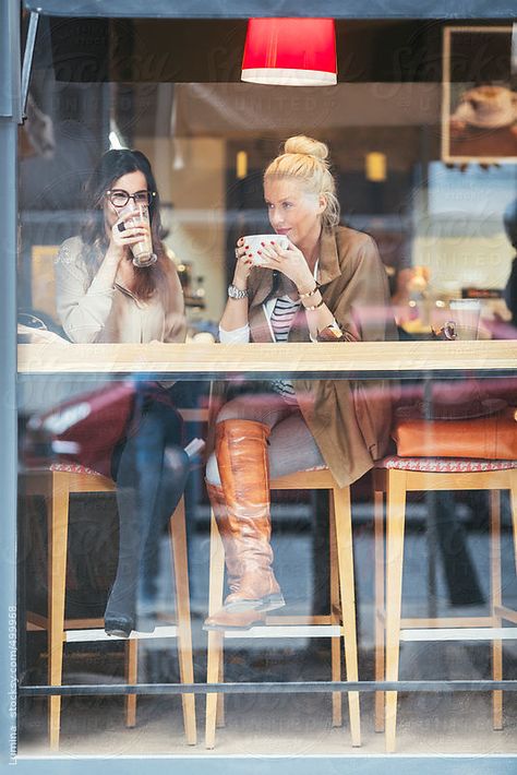 Woman In Coffee Shop, Md Photoshoot, Chicago Photoshoot, Cafe Lifestyle, Indoor Date Ideas, People Drinking Coffee, Boutique Photos, Women Drinking, Having Coffee