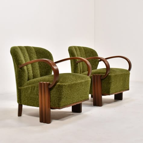 Listed on VNTG.com: Pair of Art Deco lounge chairs, The Netherlands 1920s | #vntg #vintage Art Deco Furniture 1920s, 1920s Furniture, Arabic Interior Design, Art Deco Lounge, Art Deco House, Golf Clubhouse, The Waiting Room, Glass Menagerie, Deco House