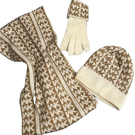 Gold and cream Michael kors scarf,beanie and gloves. Michael Kors Scarf, Michael Kors Accessories, Gloves, Michael Kors, Cream, Jewelry Watches, Plus Fashion, Outfit Inspo, Jeans Shoes