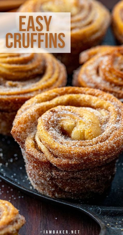 Cruffin Recipe, Crescent Roll Breakfast Recipes, Crescent Recipes, Breakfast Sweets, Crescent Roll Recipes, Breakfast Pastries, Roll Recipes, Crescent Roll, Bread Recipes Sweet